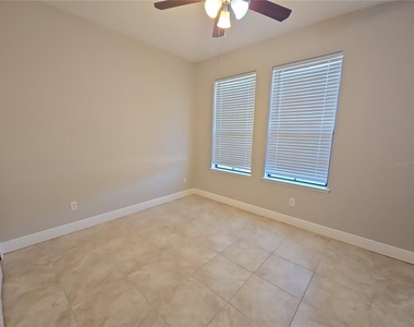 5201 Sunset Canyon Drive - Photo Thumbnail 19