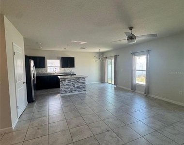 1666 Ambar Court - Photo Thumbnail 8