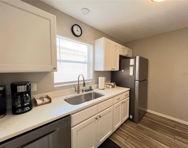 2913 Panchos Way - Photo Thumbnail 9
