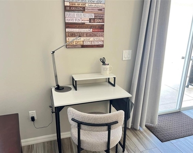 2913 Panchos Way - Photo Thumbnail 11