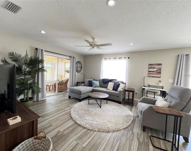 2913 Panchos Way - Photo Thumbnail 13
