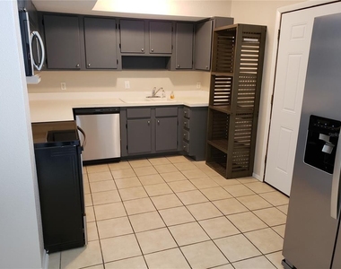 134 Lago Vista Boulevard - Photo Thumbnail 2