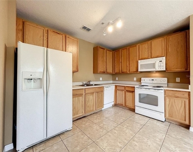 5597 Gelato Drive - Photo Thumbnail 7