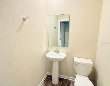 17052 Quicksilver Avenue - Photo Thumbnail 10