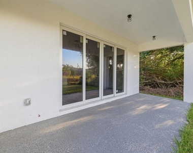 500 Sunset Road N - Photo Thumbnail 17