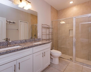 884 Klondike Street - Photo Thumbnail 14
