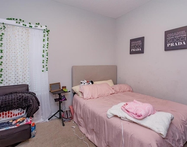 884 Klondike Street - Photo Thumbnail 15