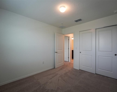 4565 Orchard View Alley - Photo Thumbnail 25