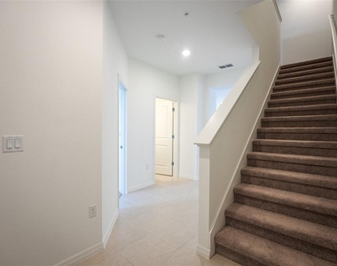 4565 Orchard View Alley - Photo Thumbnail 7