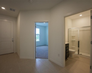 4565 Orchard View Alley - Photo Thumbnail 11