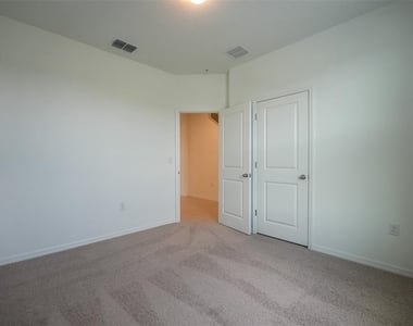4565 Orchard View Alley - Photo Thumbnail 9