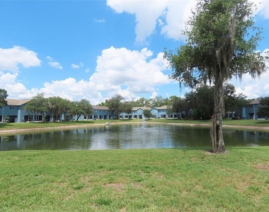 427 Wilton Circle - Photo Thumbnail 15
