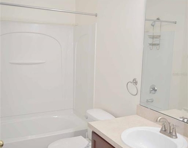 874 Ashworth Overlook Drive - Photo Thumbnail 15