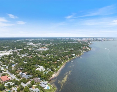 960 Highland Street - Photo Thumbnail 19
