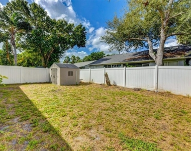 5318 17th Street W - Photo Thumbnail 15