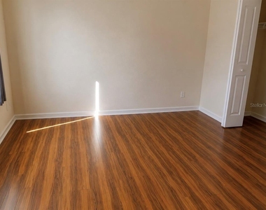 11553 Sw 248th Terrace - Photo Thumbnail 7