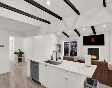 7313 Cerro Negro Drive - Photo Thumbnail 8