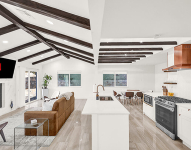 7313 Cerro Negro Drive - Photo Thumbnail 3