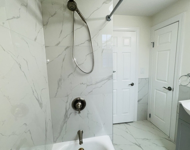 52 Howard Avenue - Photo Thumbnail 12