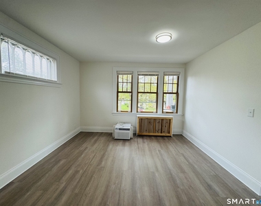 52 Howard Avenue - Photo Thumbnail 6