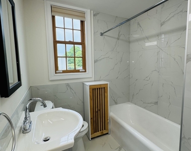52 Howard Avenue - Photo Thumbnail 11