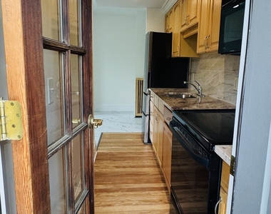 52 Howard Avenue - Photo Thumbnail 19