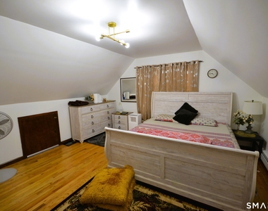 430 Berkeley Road - Photo Thumbnail 14