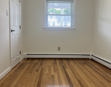 45 Wilton Avenue - Photo Thumbnail 8