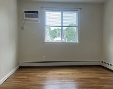 45 Wilton Avenue - Photo Thumbnail 13