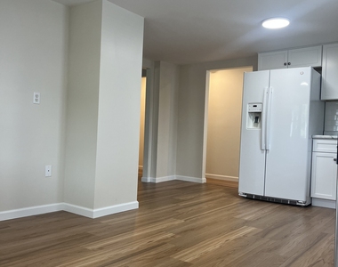 45 Wilton Avenue - Photo Thumbnail 3