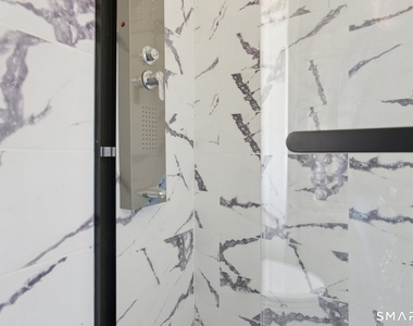 215 Bank Street - Photo Thumbnail 4