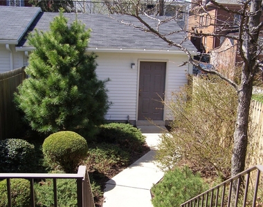 326 Hailman St - Photo Thumbnail 5