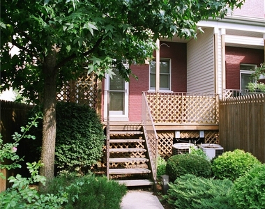 326 Hailman St - Photo Thumbnail 6