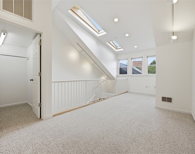 326 Hailman St - Photo Thumbnail 40