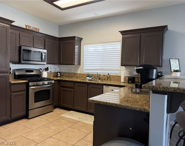 8316 Valleybreeze Avenue - Photo Thumbnail 6