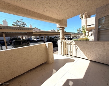 920 Rockview Drive - Photo Thumbnail 1