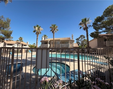 920 Rockview Drive - Photo Thumbnail 19