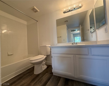 7255 W Sunset Road - Photo Thumbnail 22