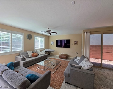 6186 Allen Cove Court - Photo Thumbnail 6