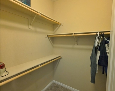 6186 Allen Cove Court - Photo Thumbnail 20