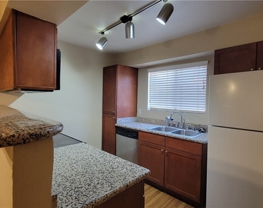 2750 S Durango Drive - Photo Thumbnail 3