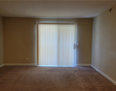 2750 S Durango Drive - Photo Thumbnail 1