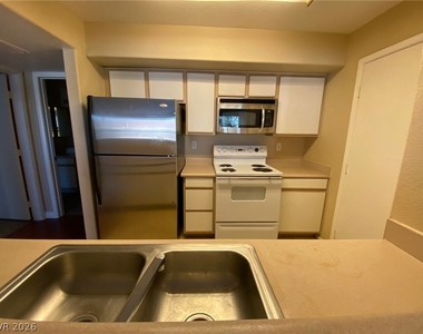 2300 Silverado Ranch Boulevard - Photo Thumbnail 5