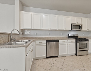 9305 Gold Dove Court - Photo Thumbnail 16