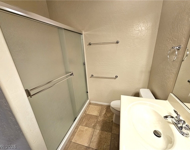 5958 Saddle Horse Avenue - Photo Thumbnail 17