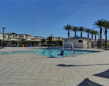 6924 Spicy Merlot Street - Photo Thumbnail 70