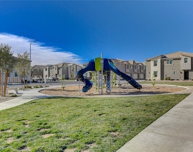 6924 Spicy Merlot Street - Photo Thumbnail 44