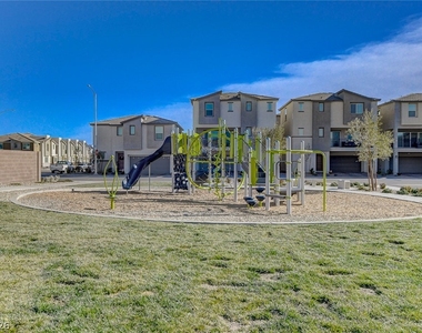 6924 Spicy Merlot Street - Photo Thumbnail 46
