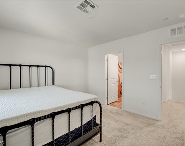 6924 Spicy Merlot Street - Photo Thumbnail 30