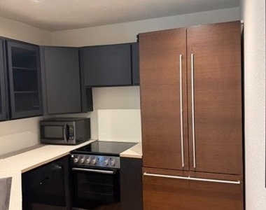 540 Elm Drive - Photo Thumbnail 16